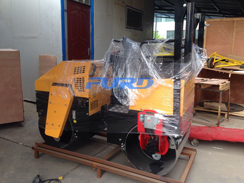 福瑞得機械2噸座駕壓路機、手扶雙輪壓路機準(zhǔn)備包裝及時發(fā)貨